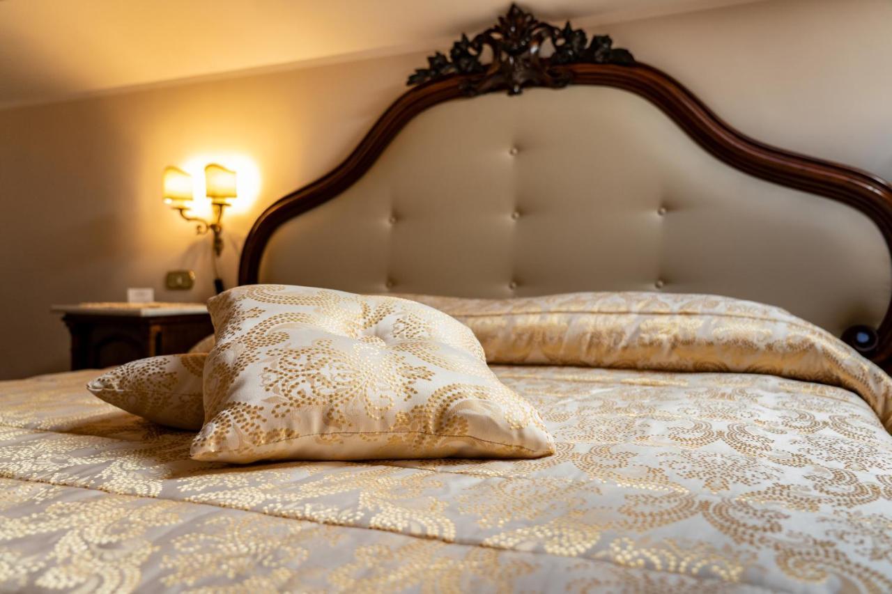 Real Borbone Bed & Breakfast Caserta Ngoại thất bức ảnh