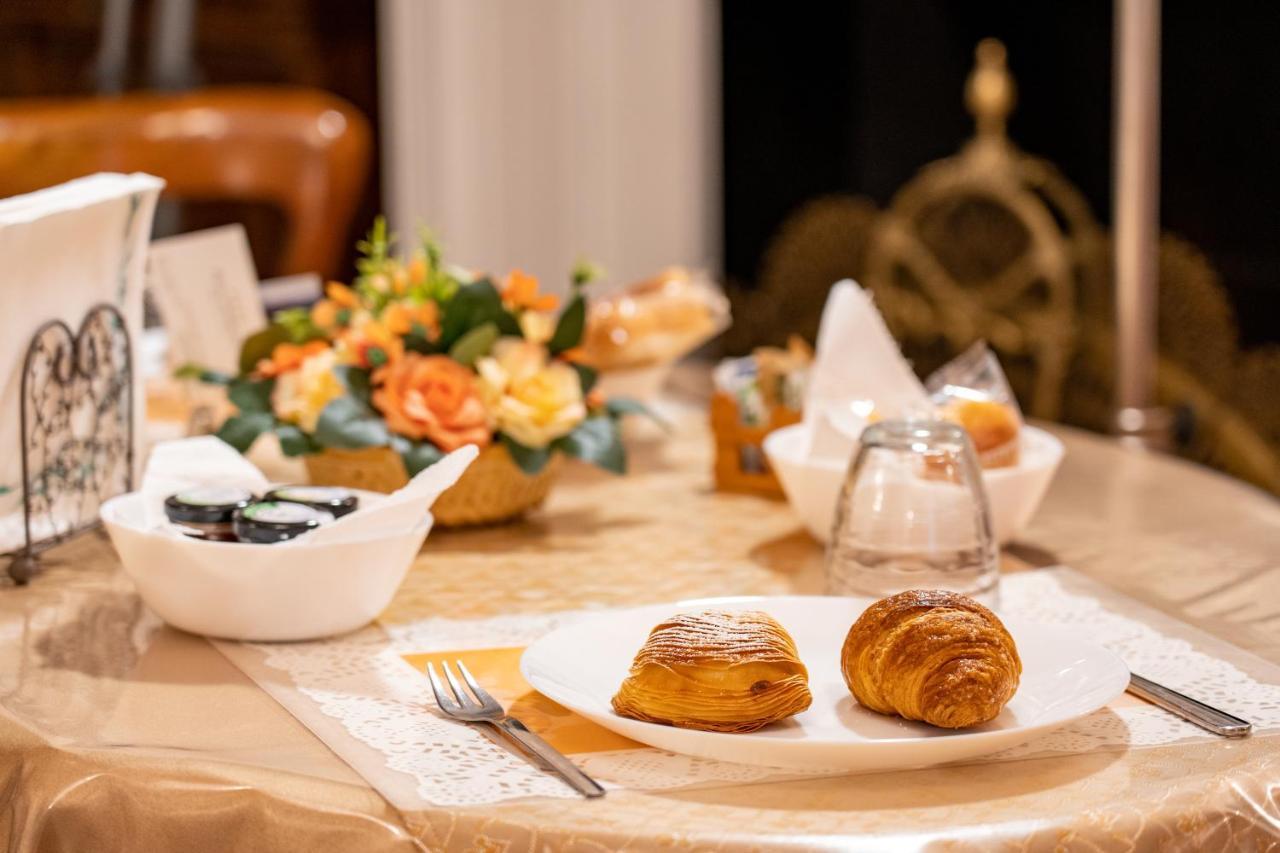 Real Borbone Bed & Breakfast Caserta Ngoại thất bức ảnh