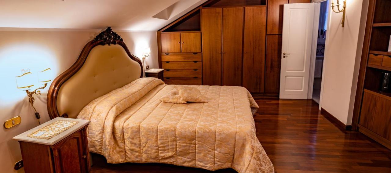 Real Borbone Bed & Breakfast Caserta Ngoại thất bức ảnh