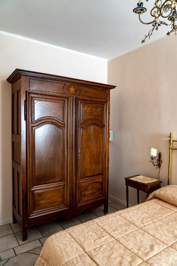 Real Borbone Bed & Breakfast Caserta Ngoại thất bức ảnh