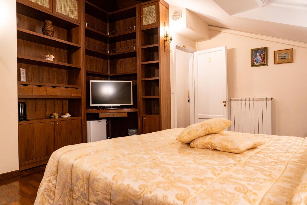 Real Borbone Bed & Breakfast Caserta Ngoại thất bức ảnh